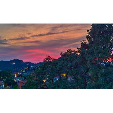 Hotel Krishna Palace, Mussoorie Exteriér fotografie