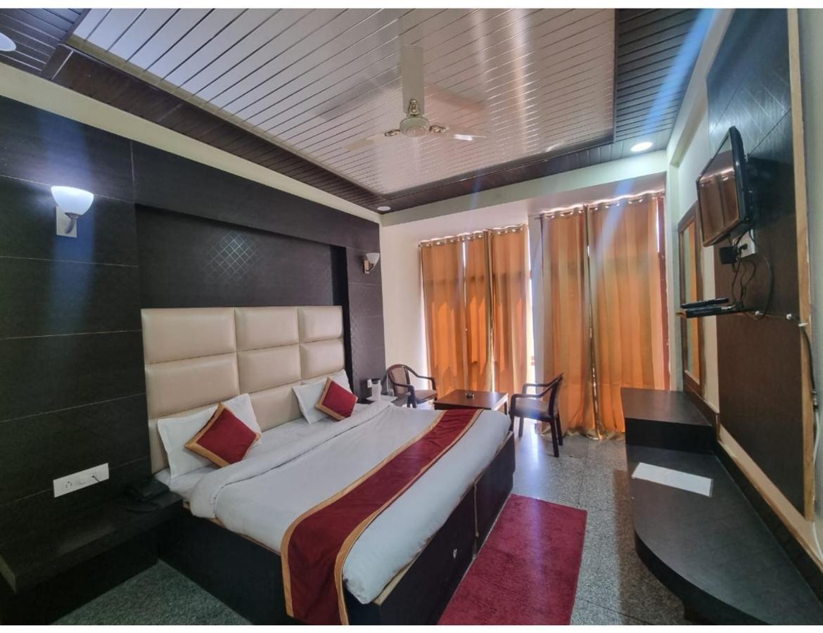 Hotel Krishna Palace, Mussoorie Exteriér fotografie